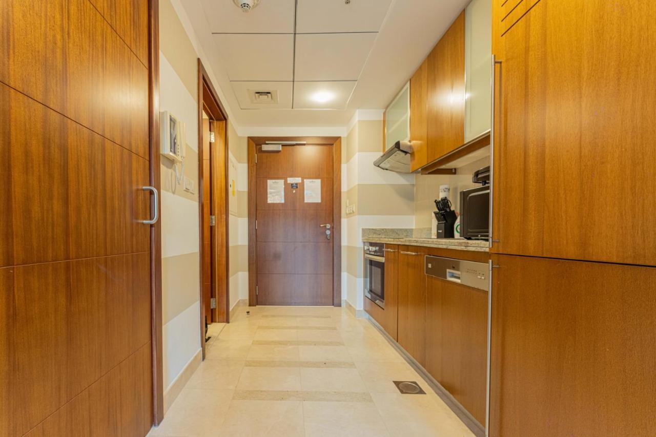 Appartamento First Class Studio With Dubai Downtown Boulevard View Esterno foto