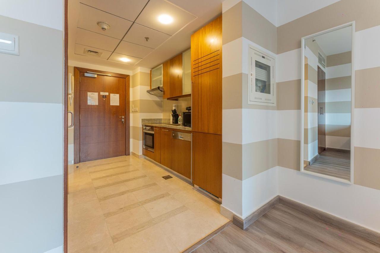 Appartamento First Class Studio With Dubai Downtown Boulevard View Esterno foto
