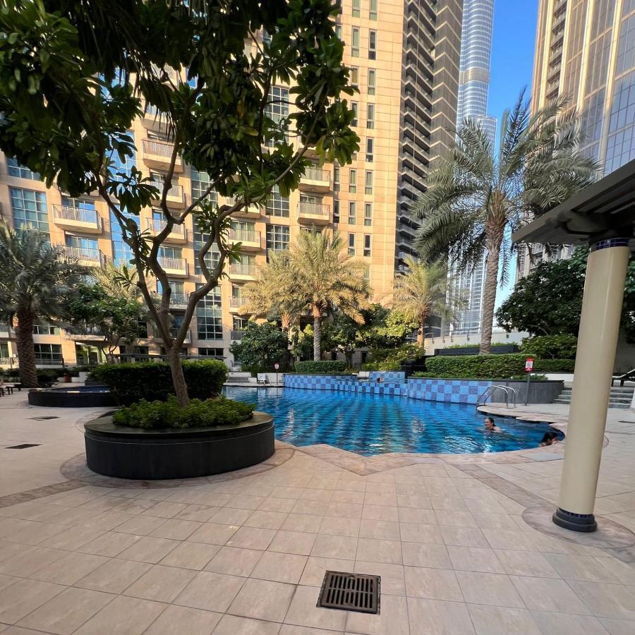 Appartamento First Class Studio With Dubai Downtown Boulevard View Esterno foto