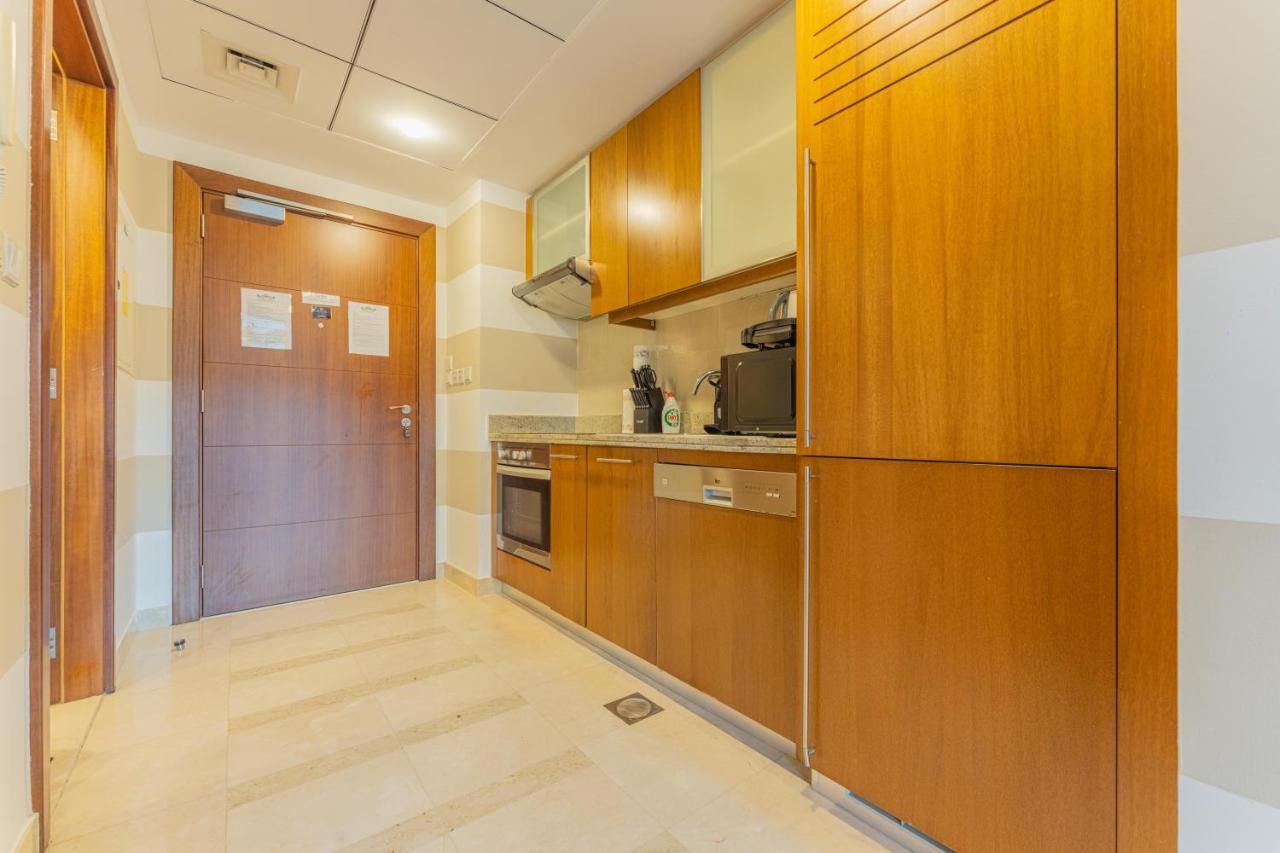 Appartamento First Class Studio With Dubai Downtown Boulevard View Esterno foto